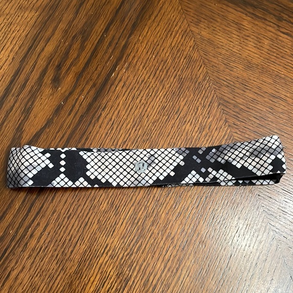 Lululemon Headband One Size Fits All - Picture 1 of 4